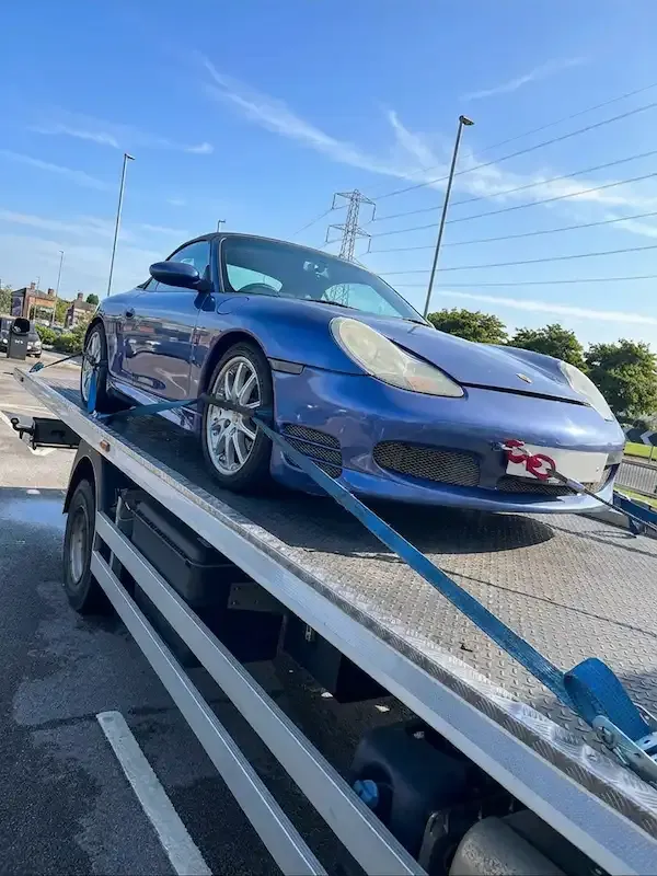 Porsche 911 sports car transport service